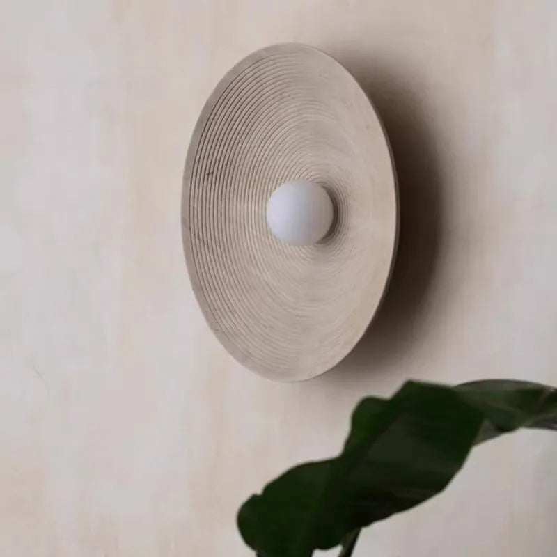 Litta Resin Wall Lamp