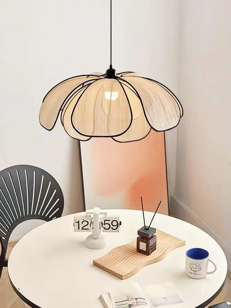 Nádia Lotus Flower Pendant Light
