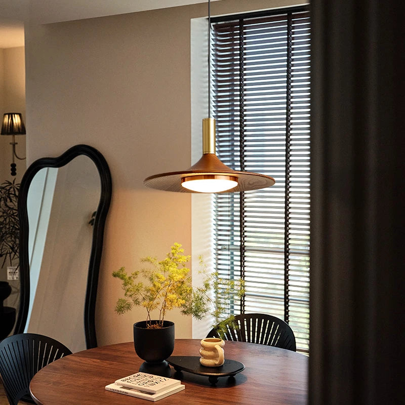 Lune Pendant Light