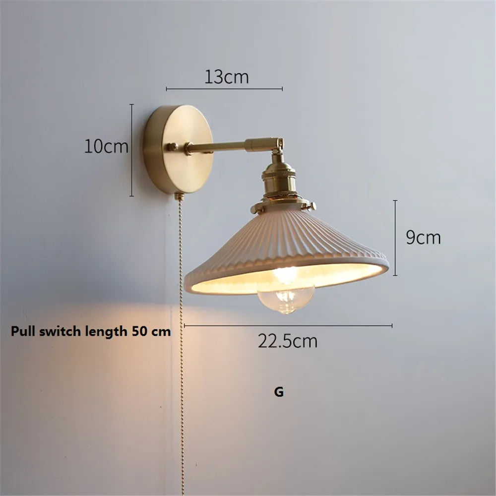 Liris Wall Lamp