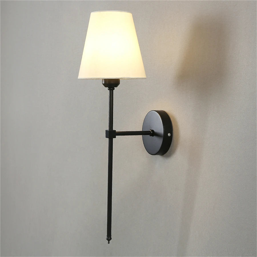 Elegance Wall Lamp