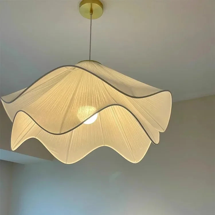 Petala Wave Pendant Light
