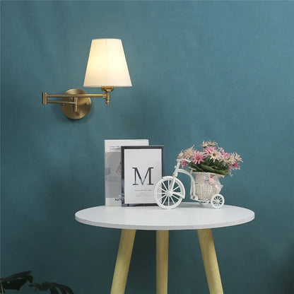 Classic Articulated Wall Lamp