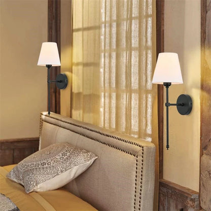 Elegance Wall Lamp