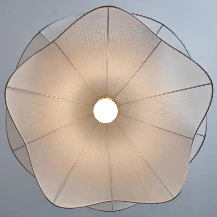 Petala Wave Pendant Light